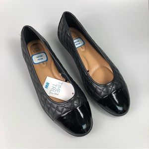 Time and Tru Women’s Quilted Cap Toe Ballet Flats